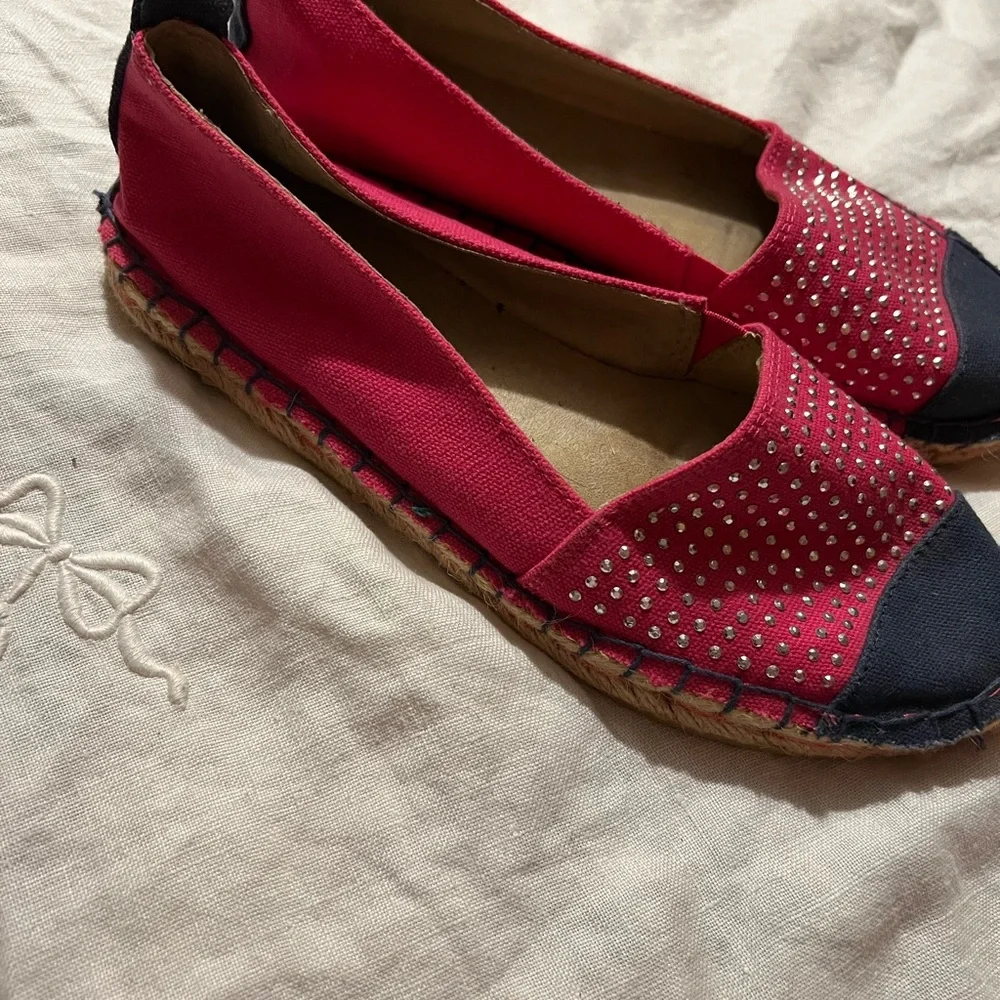 White Mountain canvas espadrille pink & blue 8 sparkle beach vibes very‎ comfy